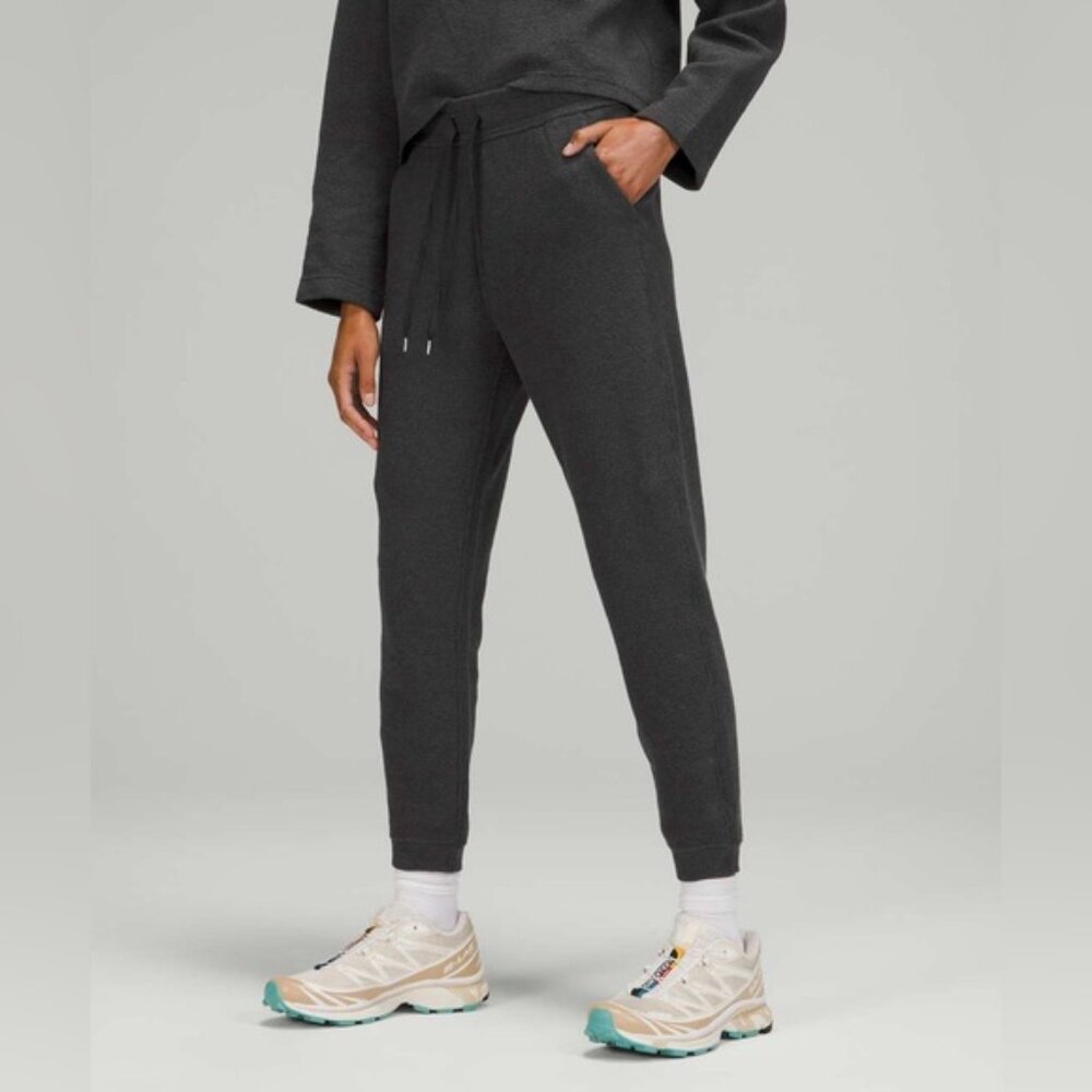 Lululemon Ribbed High-Rise Jogger *7/8 Length